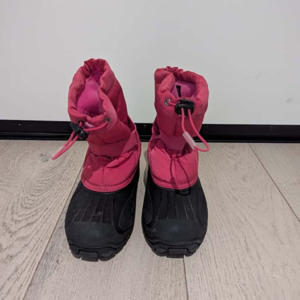 Rain Boots Black and Pink Size 6.5